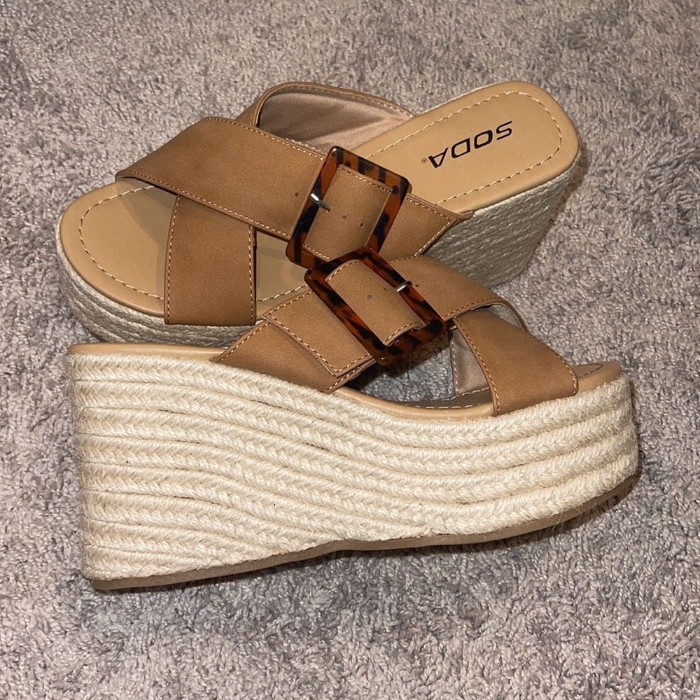 SODA slip on Wedges size 7.5